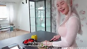 Alice Bong's uninhibited kitchen session ending in a explosive cumshot